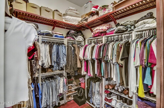 Building Photo - 20 Heather Ridge Rd