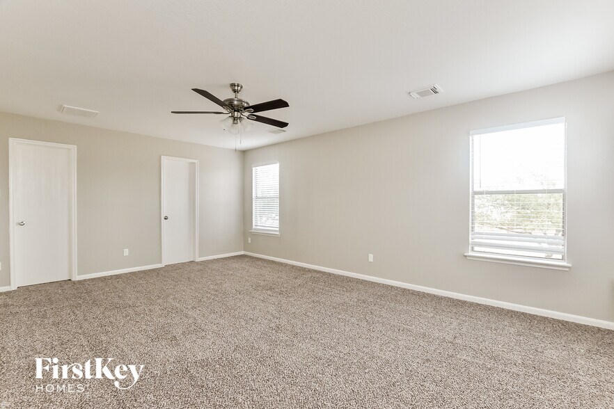 Building Photo - 339 Remington Harbor Ct