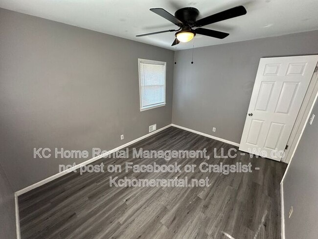 Building Photo - 10210 Fremont Ave