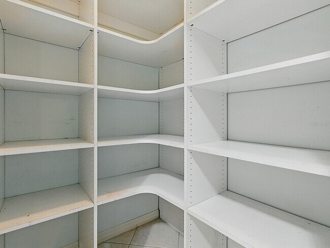 Building Photo - 17037 SE 76th Creekside Cir