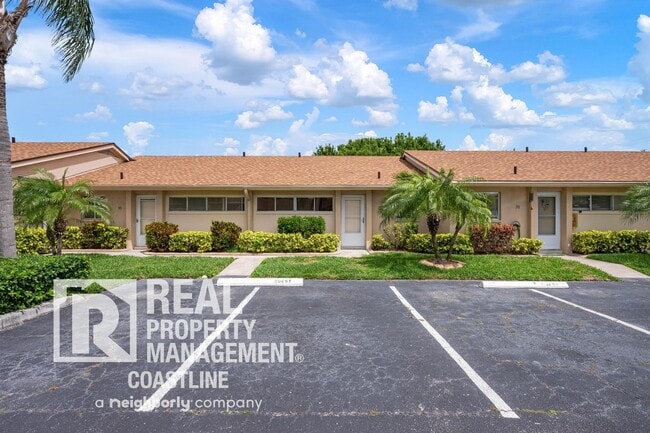 Building Photo - Luxurious Fully Renovated 2 Bed/2Bath Condo