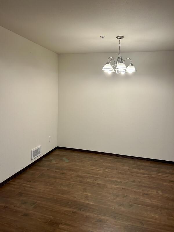 Building Photo - 2041 Andress Ln