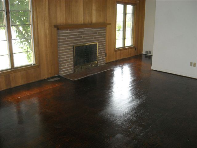 Building Photo - 2605 E 3rd St