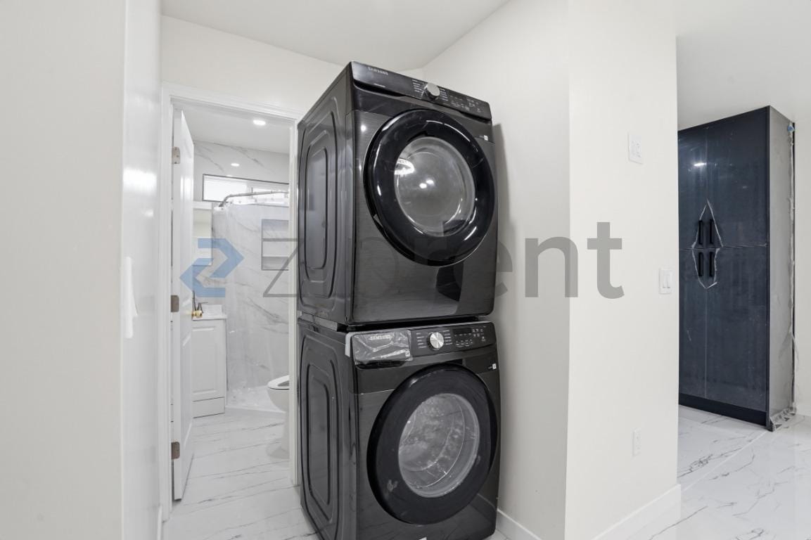 Building Photo - Unit