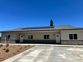 Building Photo - 7653 Skyway