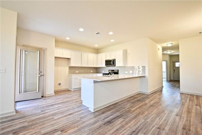 Building Photo - 12309 Pecangate Way