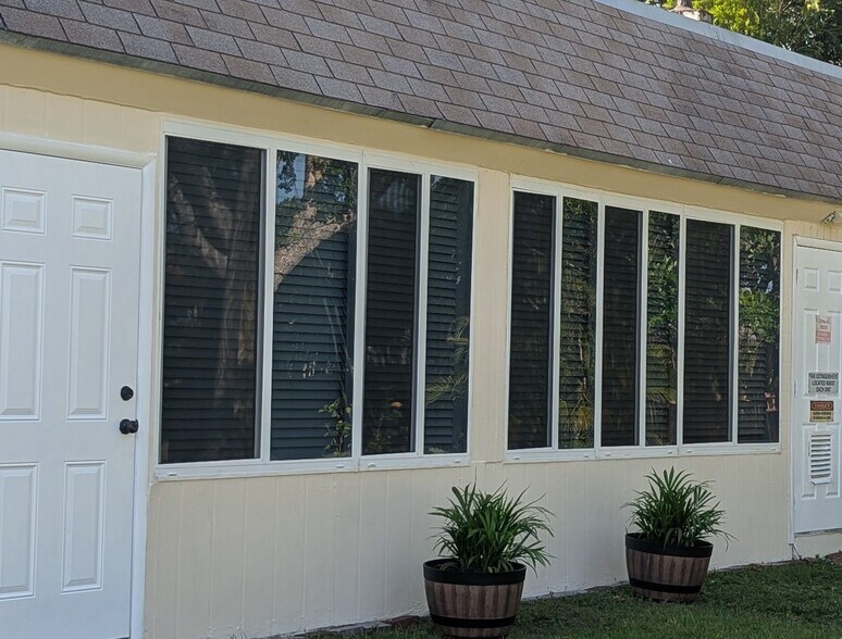 Back of the unit - 17262 SW 112th Pl