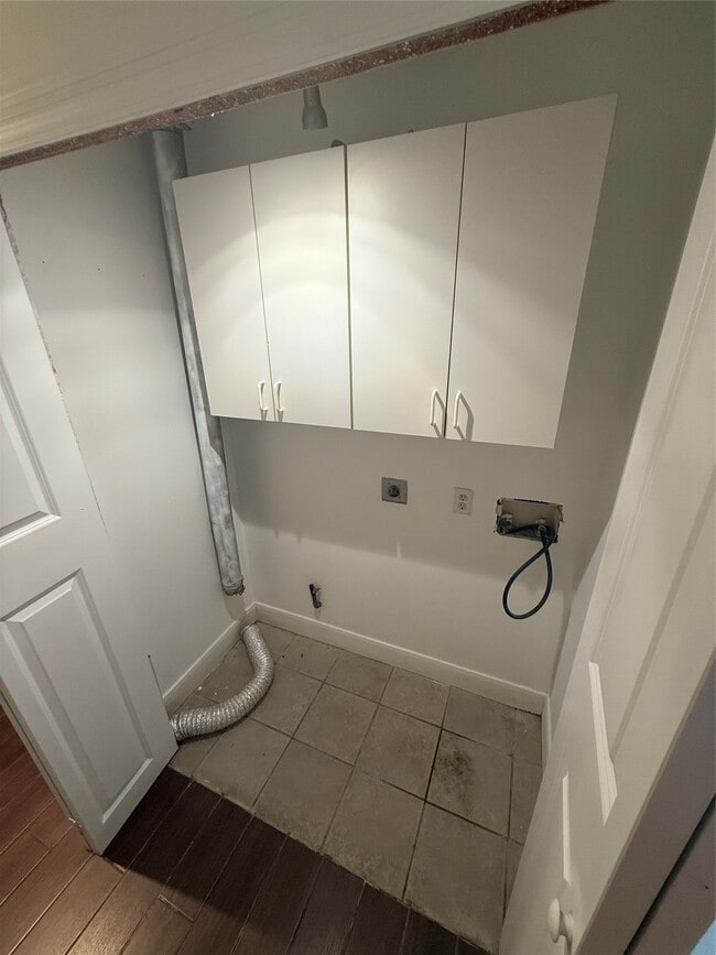 Building Photo - 919 Lovett St