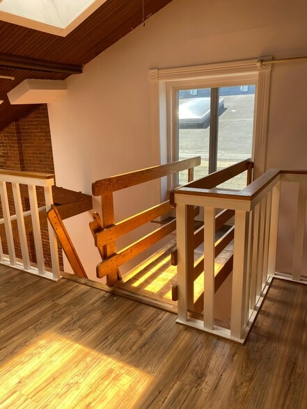 loft and catwalk to window - 134 Washington St
