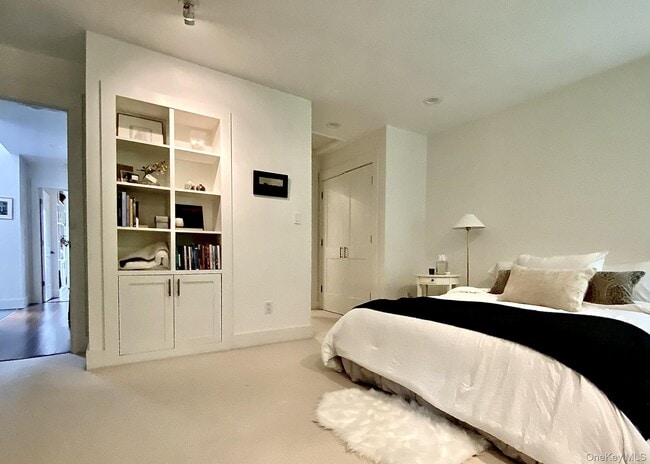 Building Photo - 21 North Loop