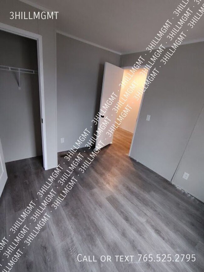 Building Photo - 5600 W Kilgore Ave