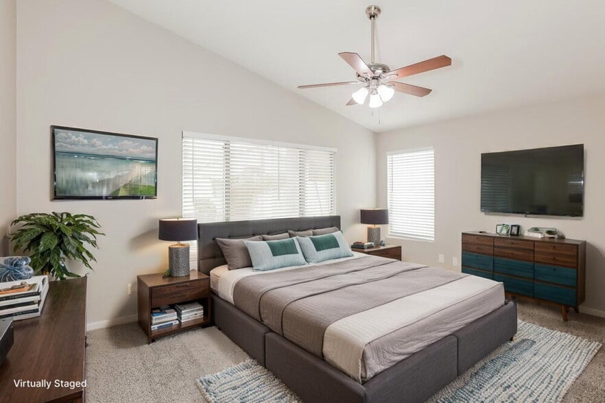 Building Photo - 6794 W Quail Ave