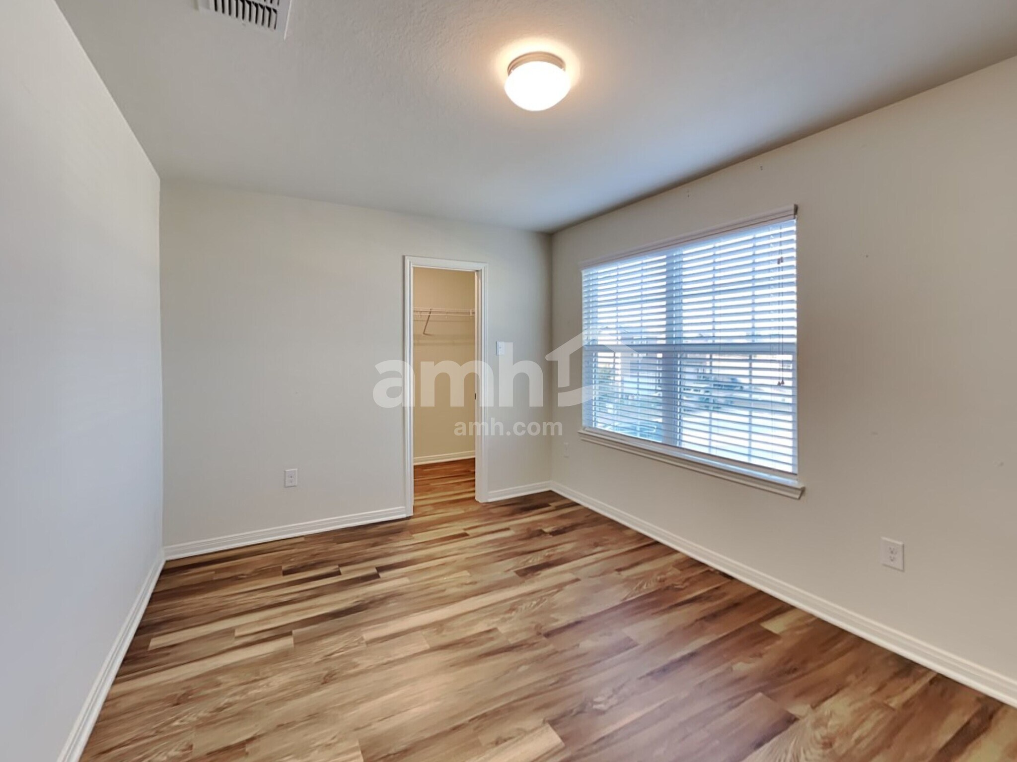 Building Photo - 12318 Commander Dr