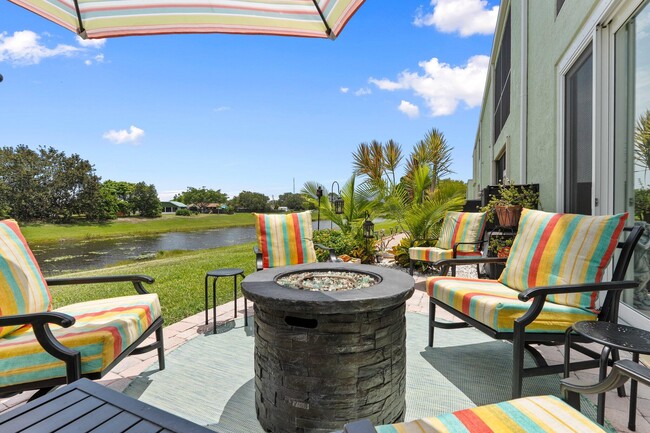 Building Photo - 2186 SE Wild Meadow Cir