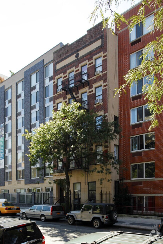 The Lenora 514 W 48th St New York NY 10036 Apartment Finder