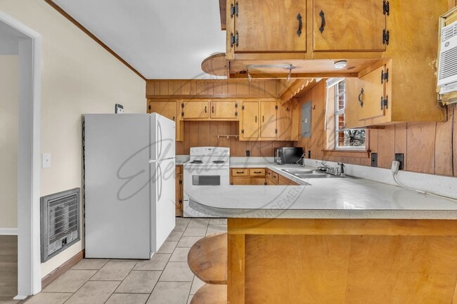 Building Photo - Spring Special: Cozy 1 Bed / 1 Bath Near Tennessee Tech – Pet Friendly!