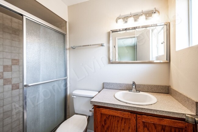 Building Photo - MOVE IN SPECIAL, $675 OFF FIRST MONTH