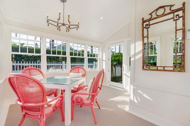 Building Photo - 357 Seabreeze Ave