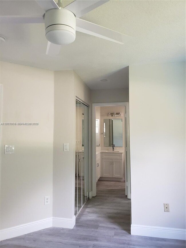 Building Photo - 2118 NW 171st Terrace