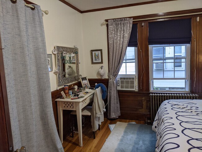 Building Photo - 6 Bagnal St