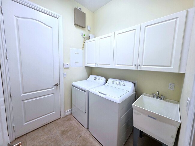 Building Photo - Vero Beach Rentals. Vero Beach Homes For Rent. Vero Beach Rent, LLC and Property Management Company