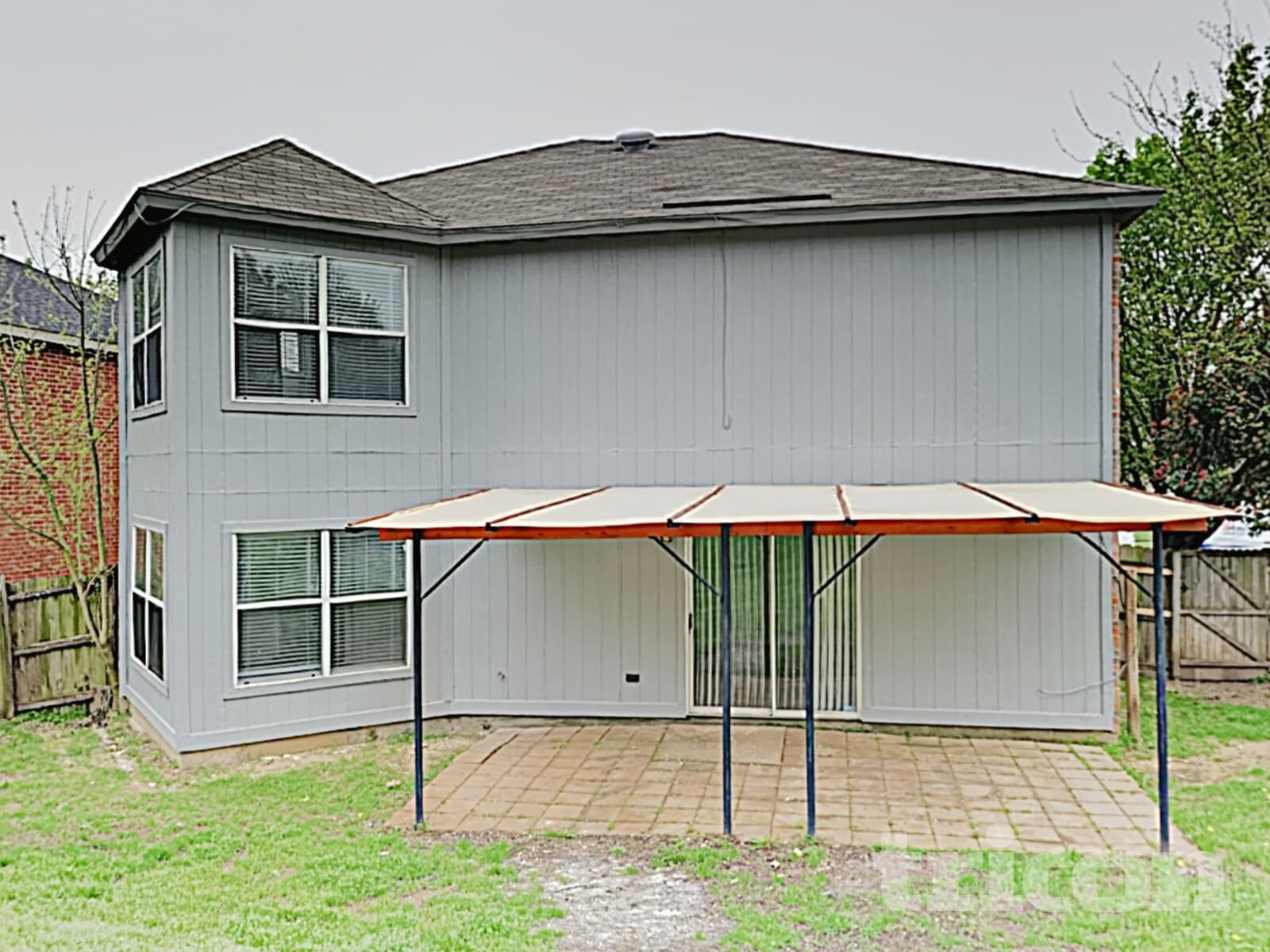 Building Photo - 541 Gibson St
