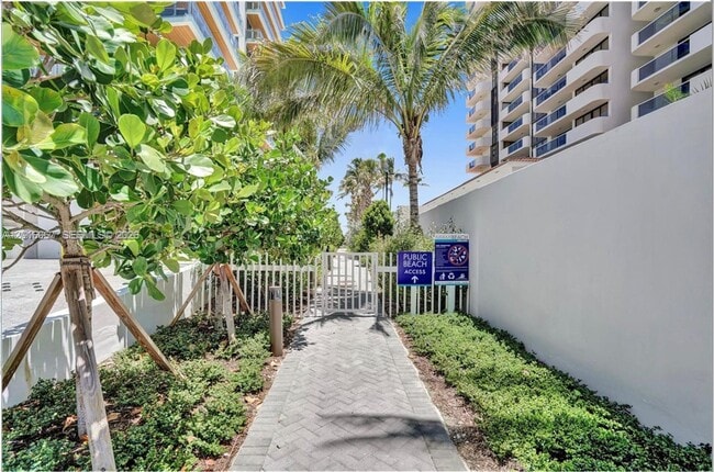 Building Photo - 5700 Collins Ave