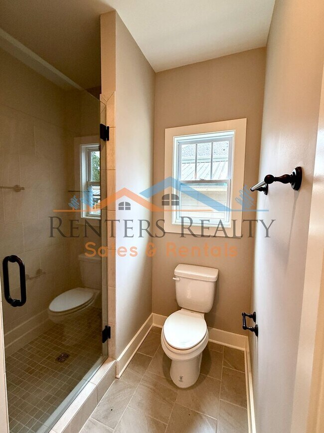 Building Photo - Charming Newer Construction Home with Garage & Fenced Yard