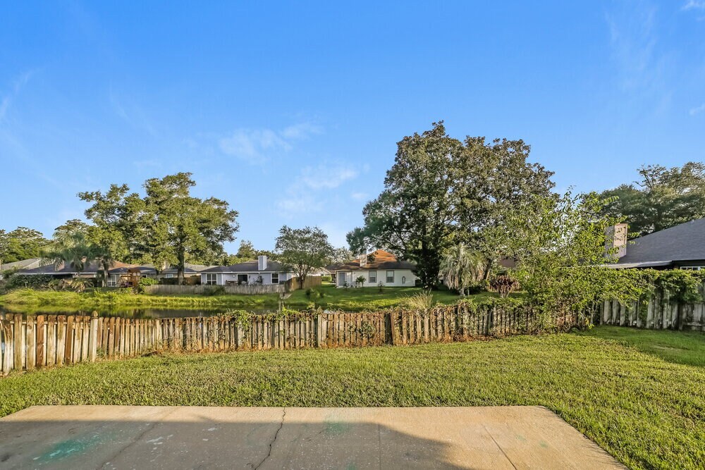Building Photo - 12559 Fallohide Ln