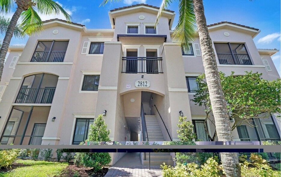 Building Photo - 2812 Grande Pky