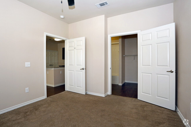 915SF_Two Bedroom_Bedroom - Millennium on Post