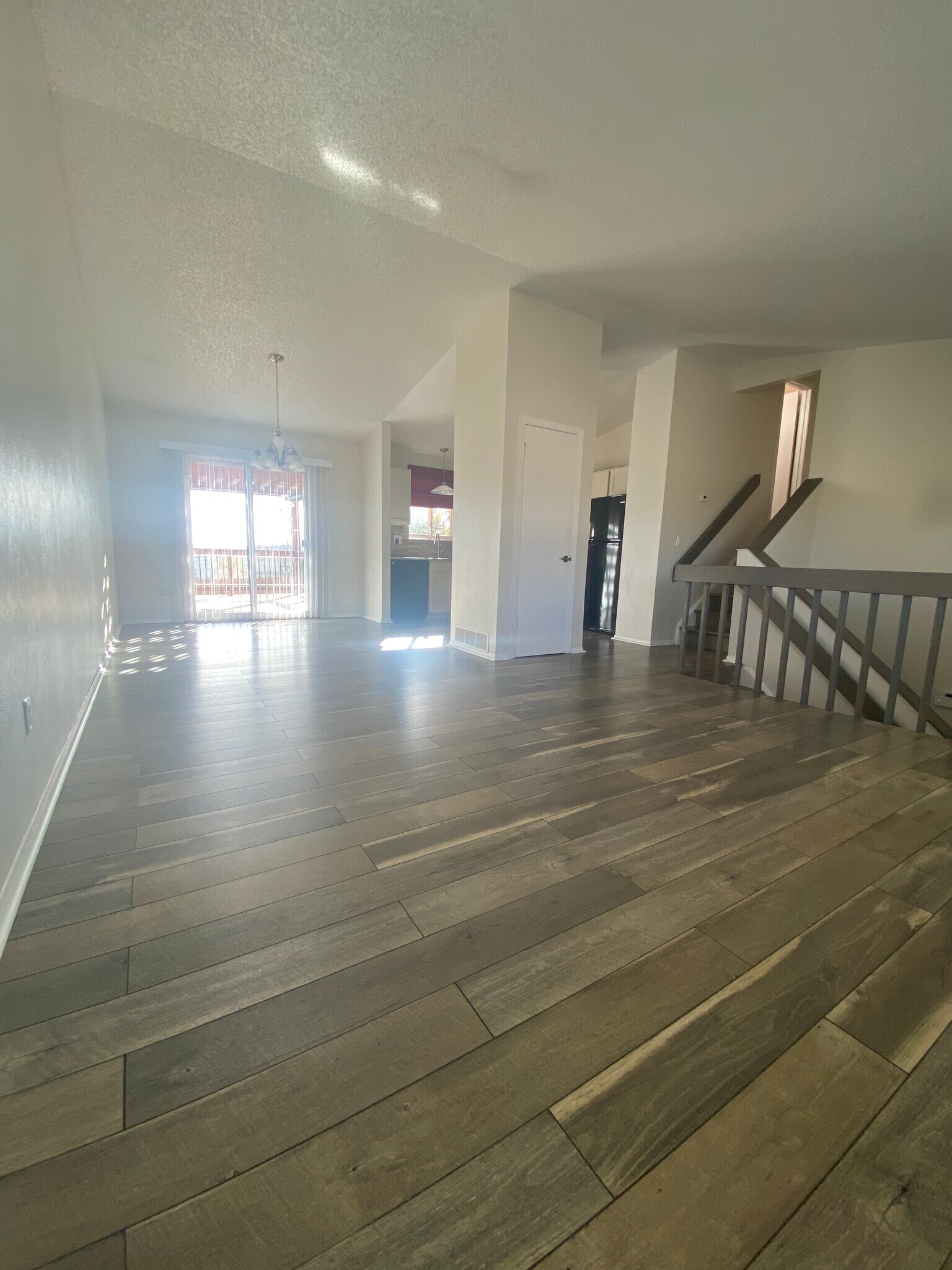 Building Photo - 325 Catalina Dr