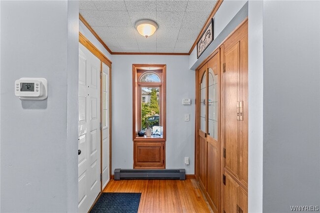 Building Photo - 114 Flohr Ave