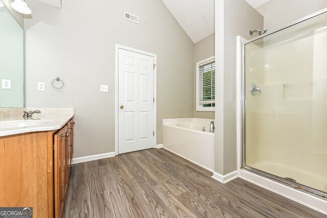 Building Photo - 349 Plantation Cir