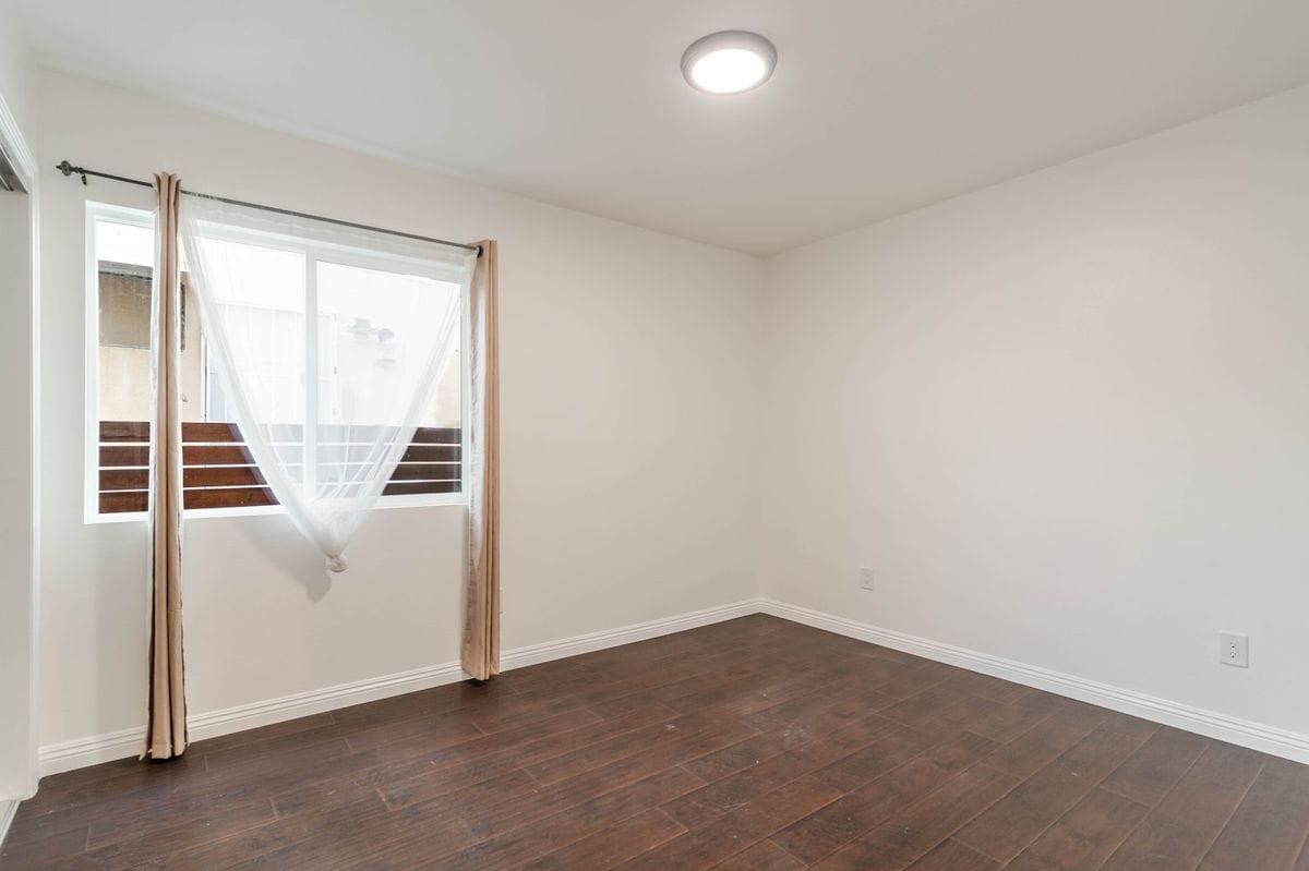 Building Photo - 5630 Craner Ave