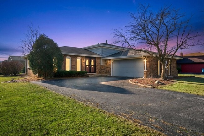 Building Photo - 1200 Jacqueline Dr