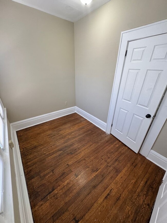 Building Photo - 3 Bedroom- OSU Campus