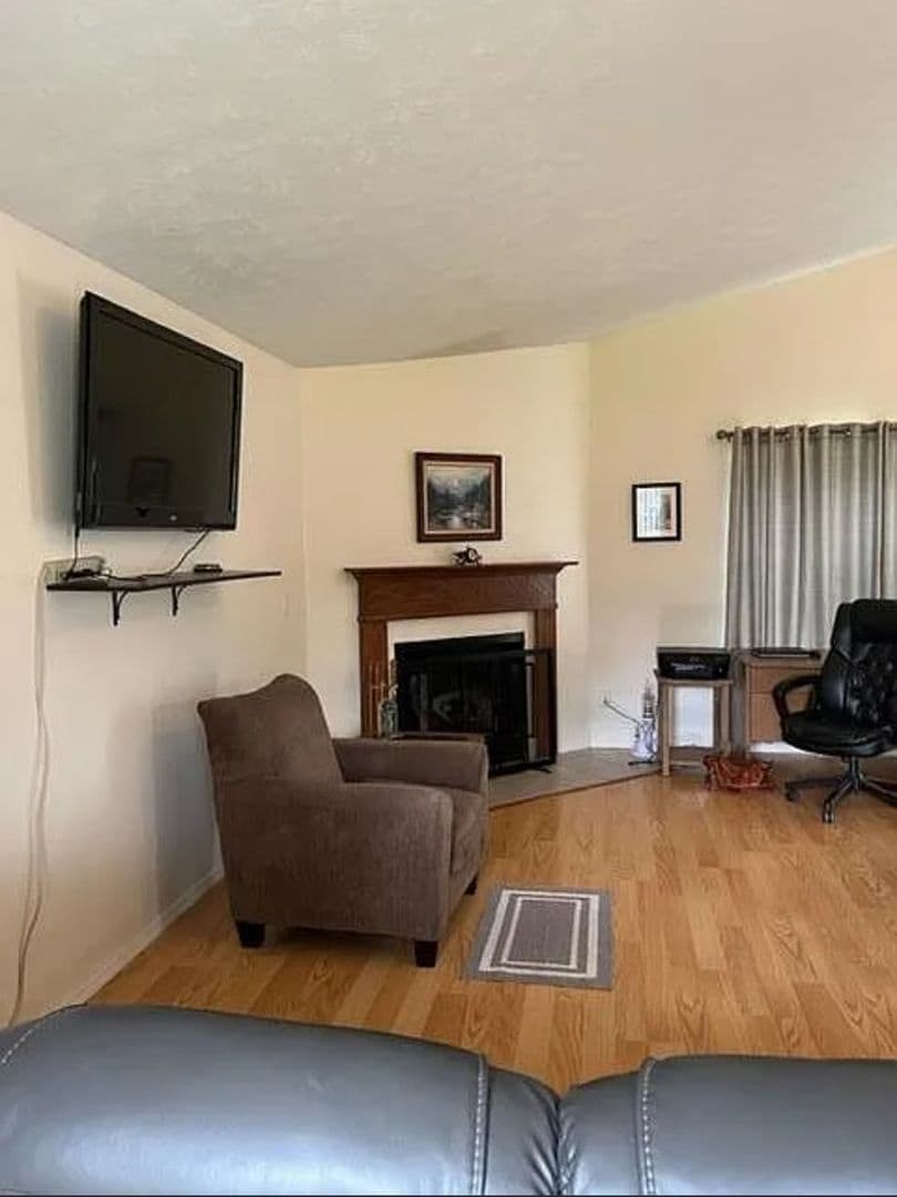 Building Photo - 6523 Tulip Tree Ct