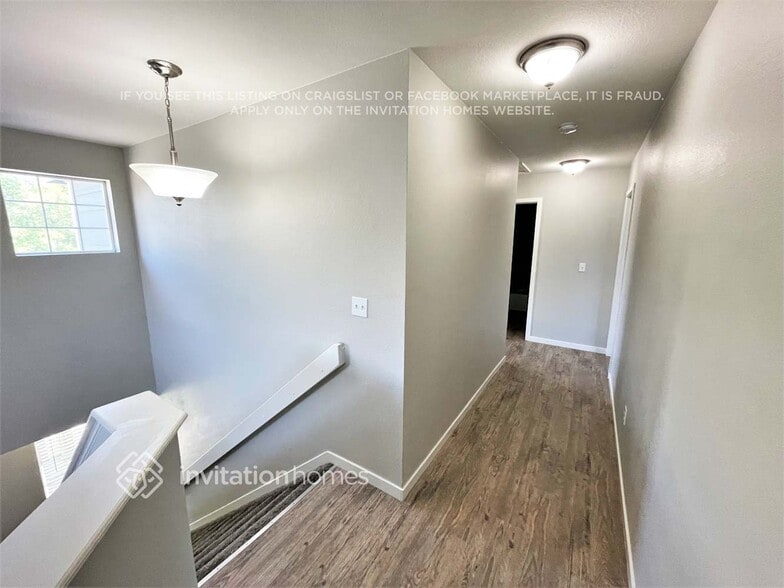 Building Photo - 1231 101st Ave Ct