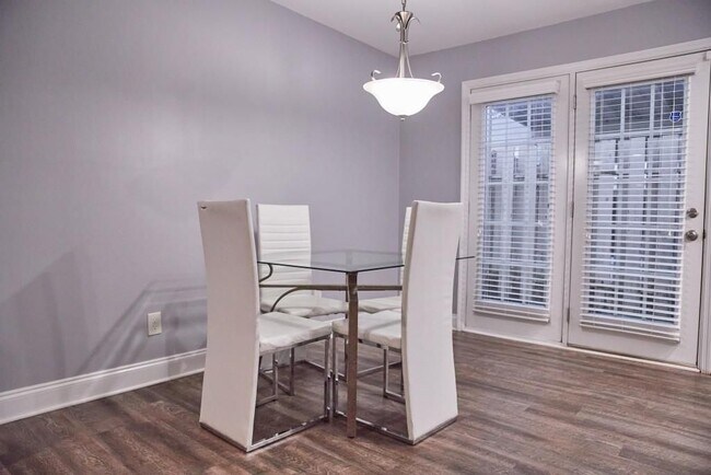 Building Photo - 248 Mill Creek Pl