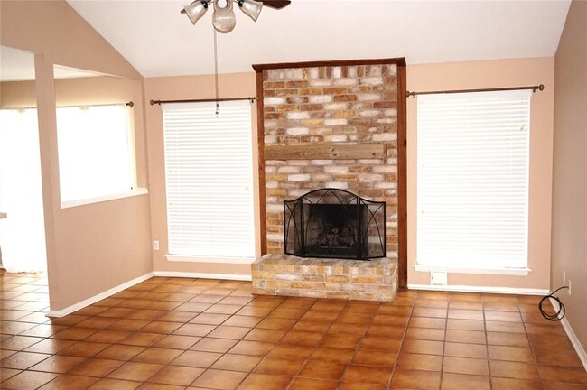 Building Photo - 3718 Glade Forest Dr