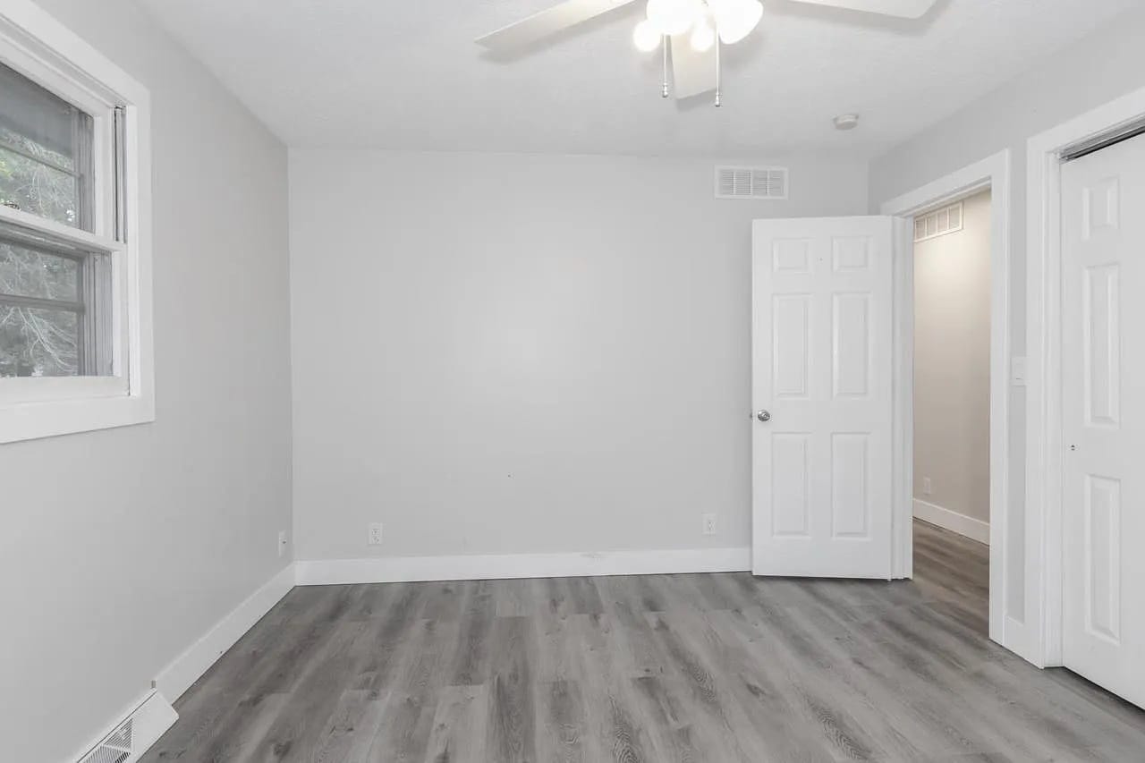 Building Photo - 707 Chester Dr