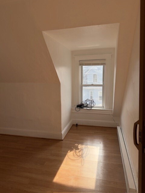 Building Photo - 39 Garden St