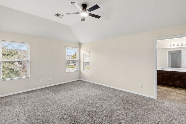 Building Photo - 18715 Windy Stone Dr