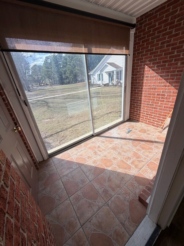 Building Photo - 1226 Wilshire Cir