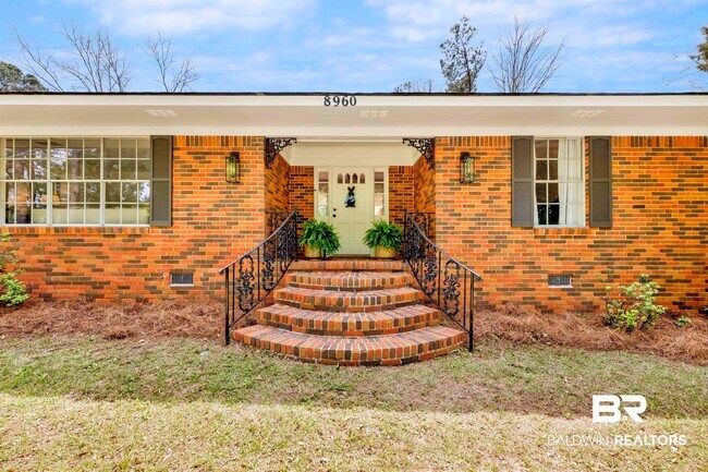Building Photo - 8960 Morphy Ave