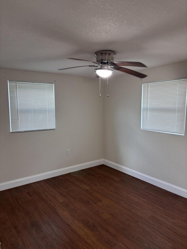 Building Photo - 3708 K Ave