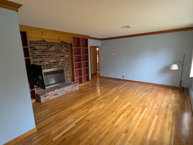 Building Photo - 29 Ridgecrest Rd