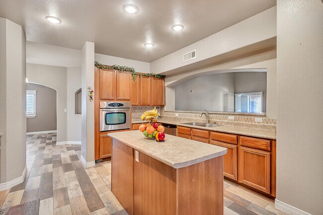 Building Photo - 12709 Tierra Lily Ct