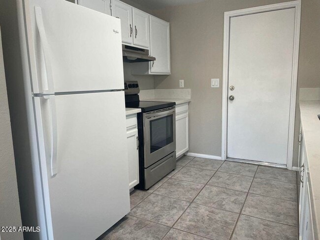 Building Photo - 1414 W Colt Rd